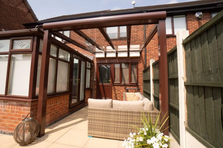 The Practical Benefits Of Veranda Blinds For Your Home And Lifestyle